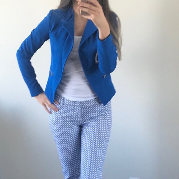 Blazer - Picture 2 of 2